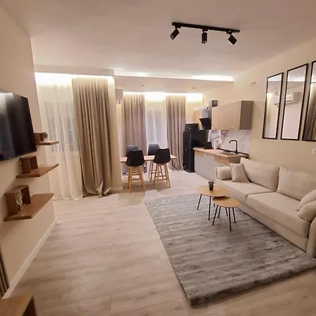 아파트 Castleview Shkodër