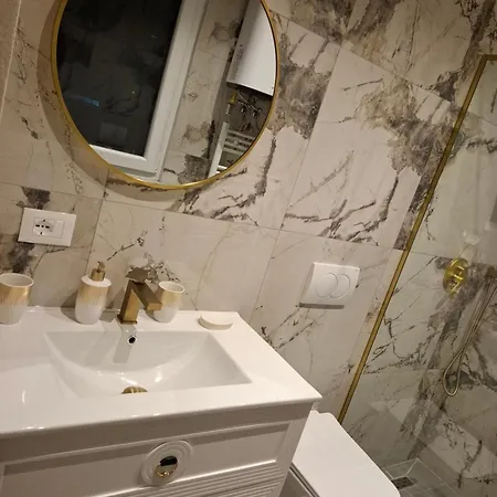 Castleview Apartment