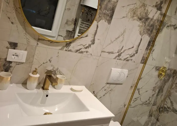 Castleview Apartment